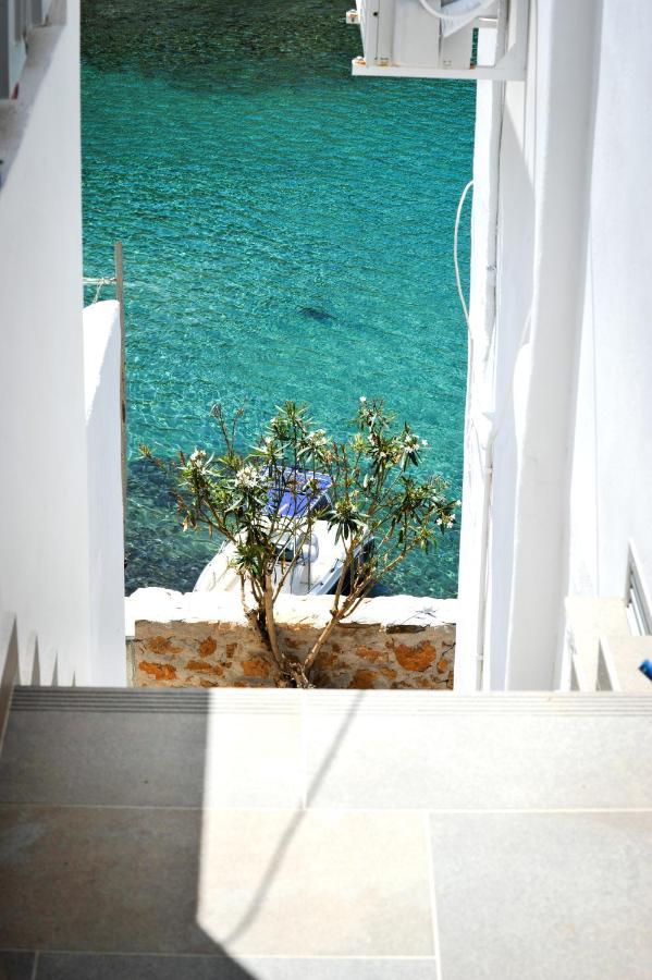 Droufakos' Home, Lux Seafront Apartment W. View Cherronisos  Exterior photo